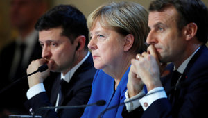 Меркель, Макрон и Зеленский призвали РФ отвести войска от границы с Украиной, - заявление