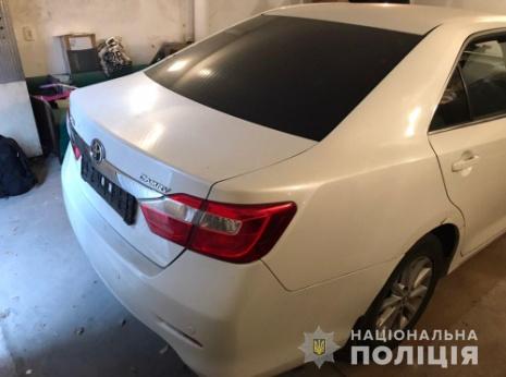 Группа угонщиков элитных автомобилей задержана на Харьковщине, - Нацполиция 08