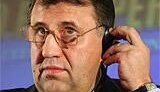 Шаповалов не знает, какая у него зарплата: говорит, что всего 13 тыс. грн. ежемесячно, но согласно налоговым отчетам – все 100 тысяч