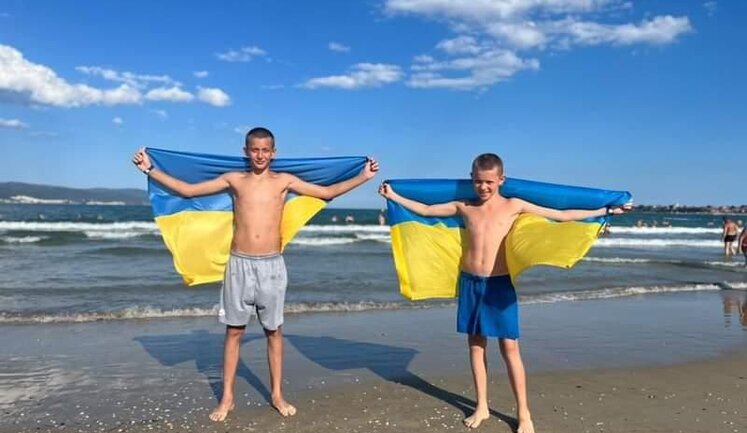 Болгарія допомогла з оздоровленням дітей з деокупованих територій: "Молодь України має право жити в мирному та процвітаючому світі, який може їм забезпечити лише ЄС"