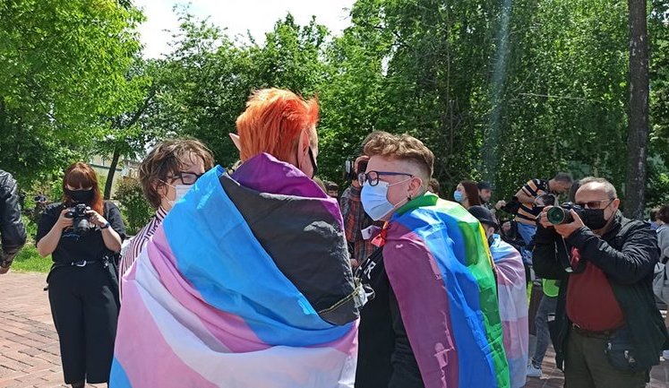 "Вам здається, все незвичне - хвороба?!" - "Транс-марш" відбувся у Києві (оновлено). ВІДЕО+ФОТОрепортаж