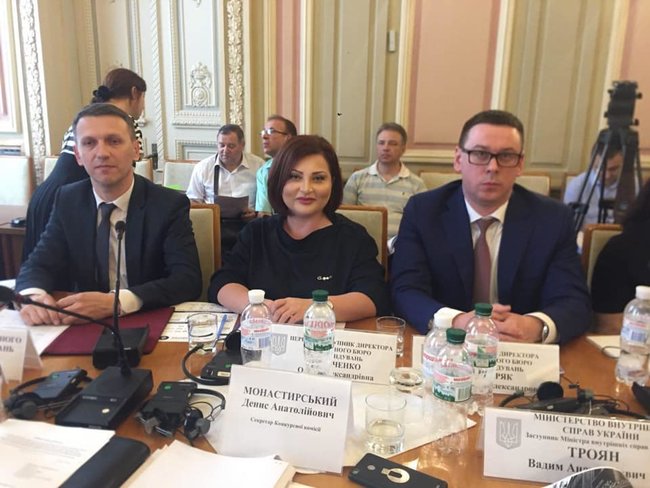 Обшуки на Прямому в інтер’єрі внутрішньої війни в ДБР 01