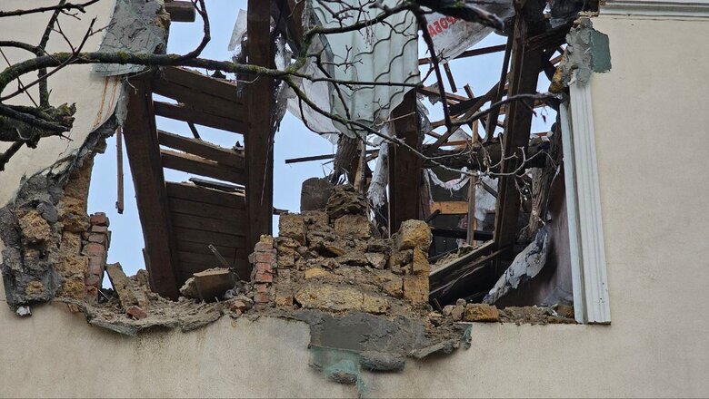 Consequences of Russian attack on Kherson: Educational institution was hit 02 Consequences of Russian attack on Kherson: Educational institution was hit 02