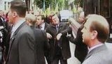 Мировые " яичные теракты" от Януковича до Мердока. ФОТОрепортаж