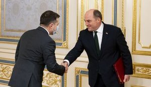 Зеленский встретился с министром обороны Великобритании Уоллесом