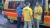 К голодающей за язык приехала "Скорая": кольцо из "полицейских" машин блокирует подъезд к Укрдому. ФОТО