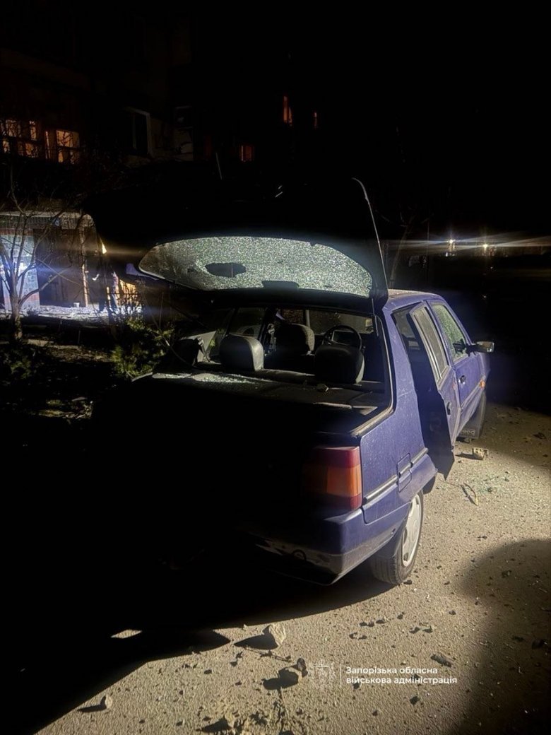 Удар по Запоріжжю: загиблий, п’ятеро поранених і пожежі