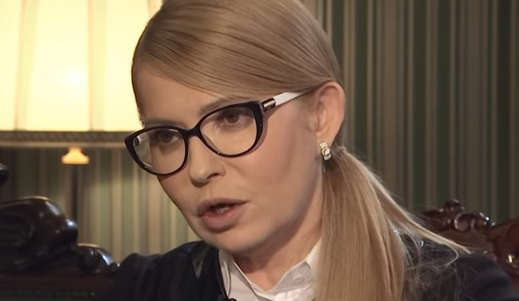 На протяжении двух месяцев Тимошенко обещала повысить пенсии сначала вдвое, а потом втрое, - Уколов