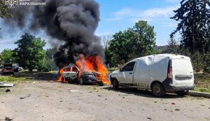 Ворог ударив по Балаклії: три людини поранені. ФОТОрепортаж