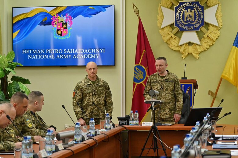 Романа Качура представили Національній академії Сухопутних військ ЗСУ