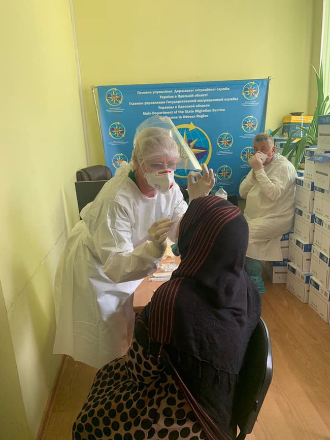 В Одесу доставили 133 біженців з Афганістану, - Держміграції 02