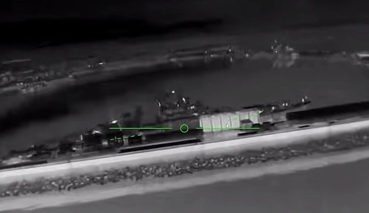 Frigate "Admiral Essen" and Project 1239 vessel were caught in strike zone of USF drones in Novorossiysk, - Madiar. VIDEO