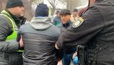 В свободной стране такие методы неприемлемы, - муфтий Исмагилов раскритиковал полицию, проверявшую документы возле мечети в Киеве. ФОТОрепортаж