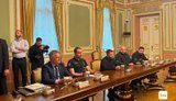 Зеленский: Состоялись две дискуссии с представителями Трампа, начинаем третью. ВИДЕО