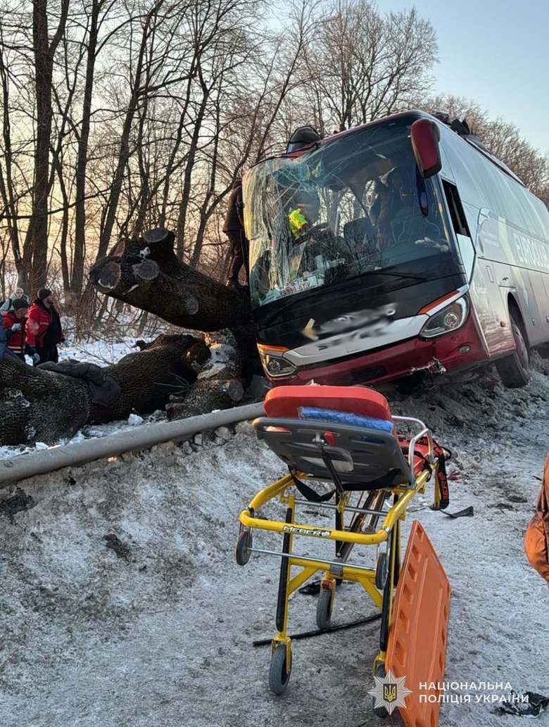 ДТП з автобусом "Відень-Київ" на Львівщині