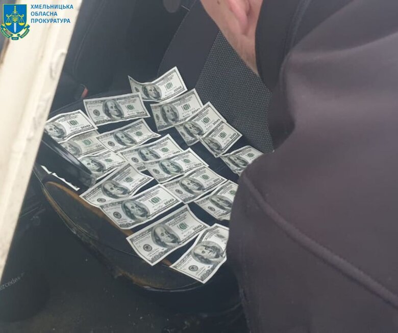 Схему нелегального виїзду військовозобов’язаних за кордон викрито на Одещині, - прокуратура 02