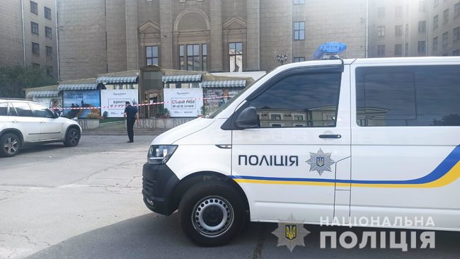 Мужчина застрелился из помпового ружья в туалете харьковского кафе, - Нацполиция 01
