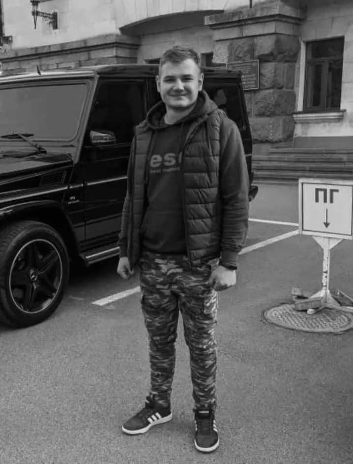 Внаслідок російського удару по Чернігову загинули двоє викладачів та студент Чернігівської політехніки 01