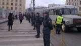 В Москве полиция перекрывает металлическими щитами Триумфальную площадь: в городе огромные пробки. ФОТО