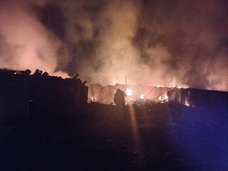 Russians attack Sumy region with Shaheds - garages damaged