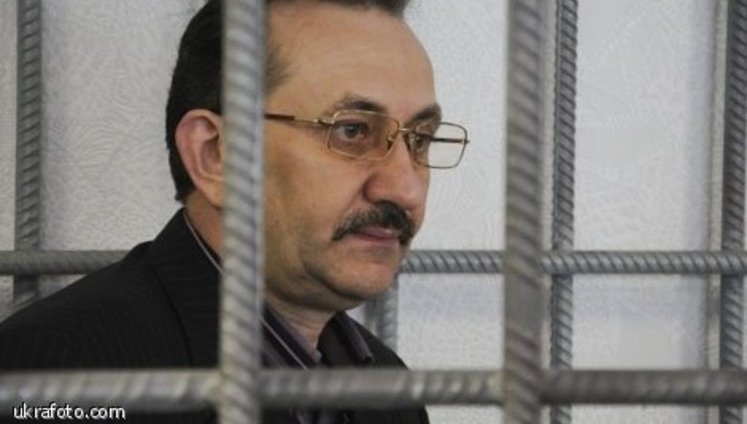 Пенитенциарная служба подтвердила освобождение "судьи-колядника" Зварича: "Его дело пересмотрено на основании закона Надежды Савченко"