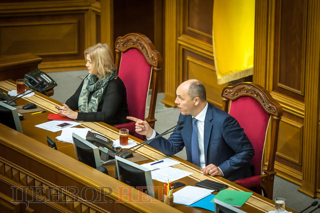 Весела історія Розенблата, усмішка Савченко Гройсману, консультації Богомолець і Шурми: день роботи Ради 20 жовтня 04 Весела історія Розенблата, усмішка Савченко Гройсману, консультації Богомолець і Шурми: день роботи Ради 20 жовтня 04