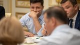 Кабмин обязан разработать общий стандарт новостей для СМИ, - указ Зеленского