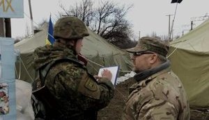 На ж/д станции Кривой Торец возник конфликт: задержаны 37 человек, напавших на участников блокады, - Аброськин. ВИДЕО+ФОТОрепортаж (обновлено)