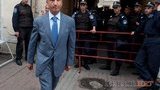 Онищуку апплодировали у Печерского суда: "Тимошенко имела право". ФОТОрепортаж