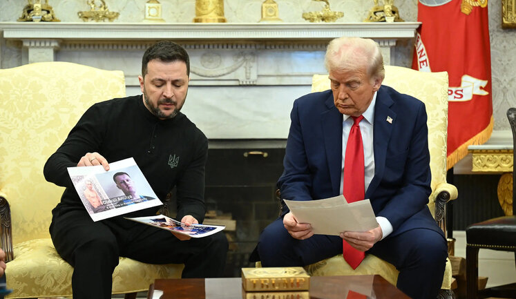 Трамп после спора с Зеленским разъяренно наблюдал, как Европа "обнимает" того. Отношения между ними до сих пор на грани, - Politico