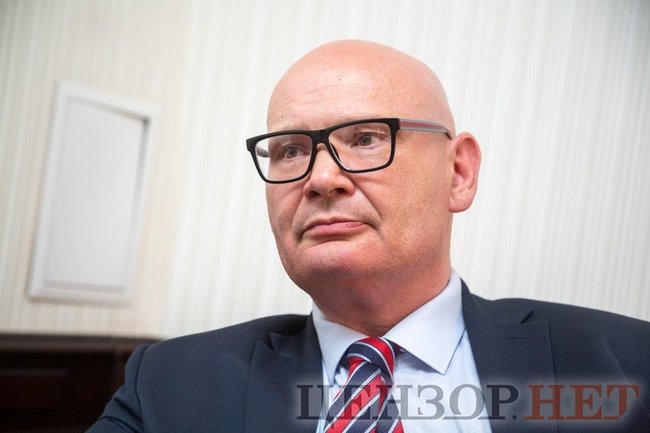 Экс-министр труда Польши Пьотр Кульпа: Хорошие государственные системы умеют соединять жадность людей с интересом государства. А в Украине жадность работает против государственности 01