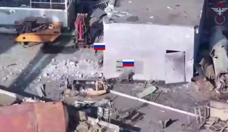 Assaultmen of Skala battalion eliminated two occupiers in close combat in Pishchane village, Donetsk region. VIDEO
