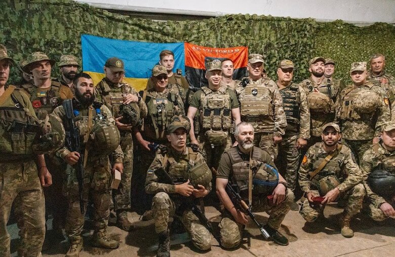 Сирський відвідав бригади на Донбасі