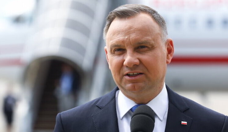 Polish President Duda decided to change law on Russian influence after criticism from EU and US