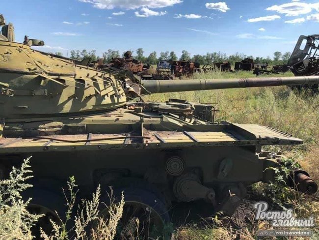Уничтоженную технику армии РФ нашли под Ростовом, - СМИ 08