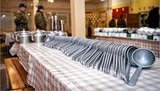 Фирма Юры Енакиевского отравила некачественными продуктами 36 солдат
