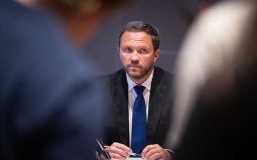 Європі потрібні гарантії безпеки від України, - Цахкна