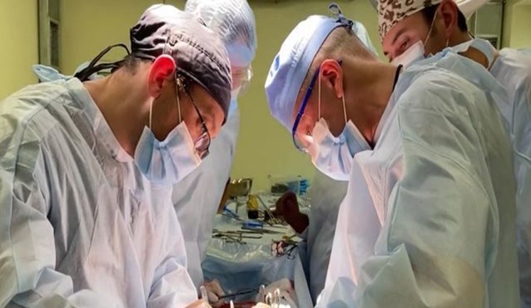 В Ивано-Франковске впервые пересадили почку: Один человек посмертно стал донором трех органов. ВИДЕО