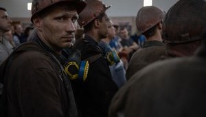 Шахтарі та енергетики залишилися без роботи і грошей, - Тимошенко