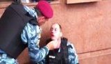 "Беркут" отошел от Украинского Дома: Ты, что дебил? Конченый мудак! + ВИДЕО.