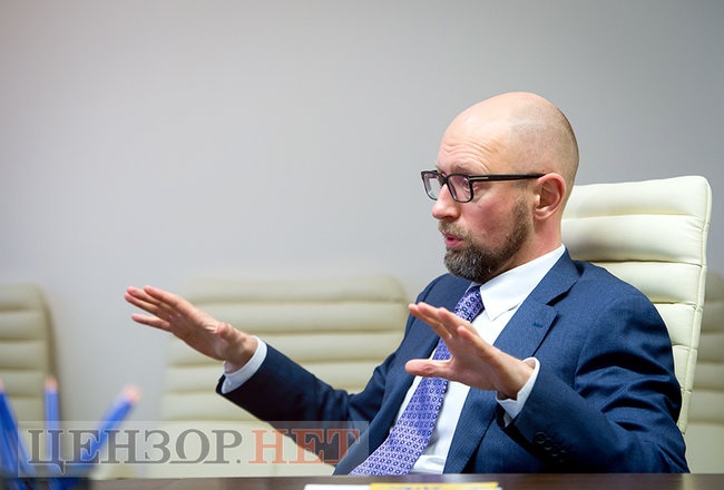 Арсений Яценюк: Я Петру Алексеевичу говорил в открытую: Смотри, сейчас вы Саакашвили натравливаете на меня – потом он займется вами 04 Арсений Яценюк: Я Петру Алексеевичу говорил в открытую: Смотри, сейчас вы Саакашвили натравливаете на меня – потом он займется вами 04