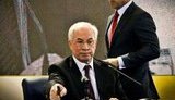Тигипко vs Азаров: должен остаться только один