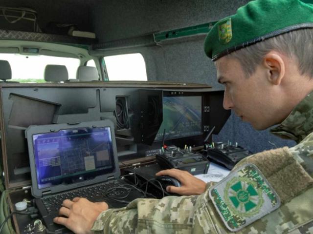 Вітчизняний безпілотник Spectator-M почали використовувати для охорони держкордону 03