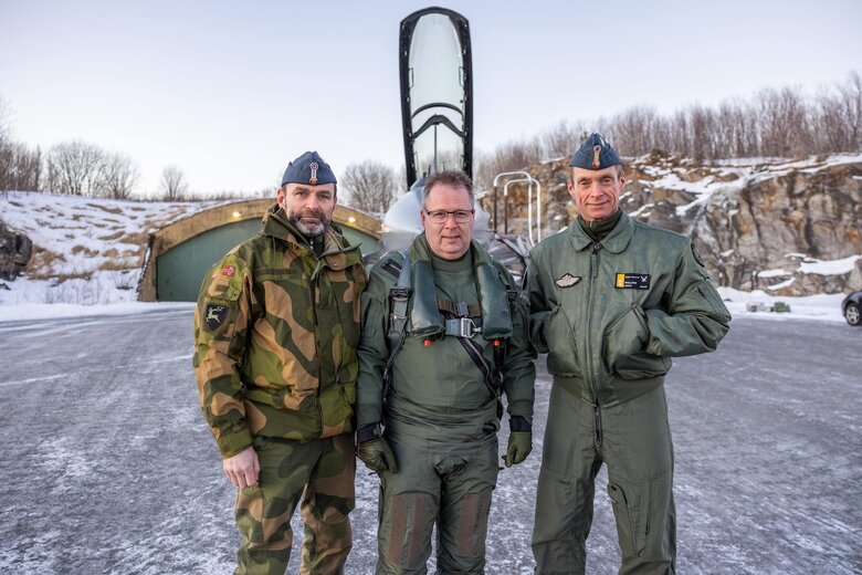 Norwegian F-16s have landed in Denmark for training of Ukrainian pilots 03