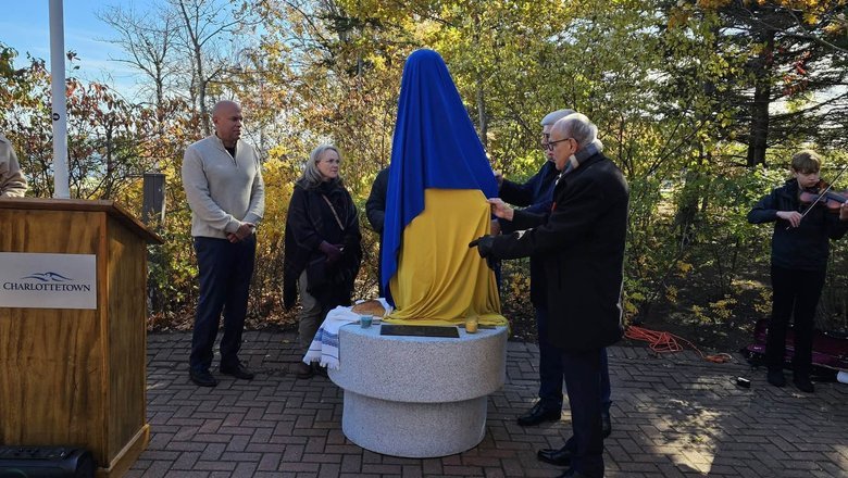 Відкриття меморіалу жертвам Голодомору в Шарлоттауні, Канада