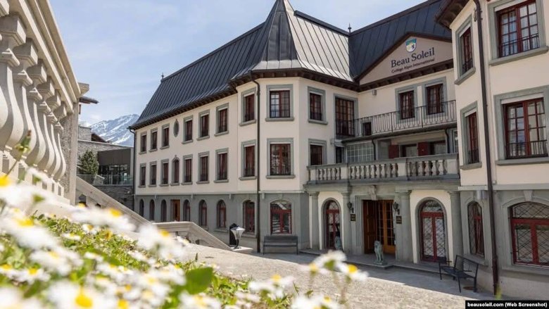 Схеми встановили де навчається син ексміністра Галущенка