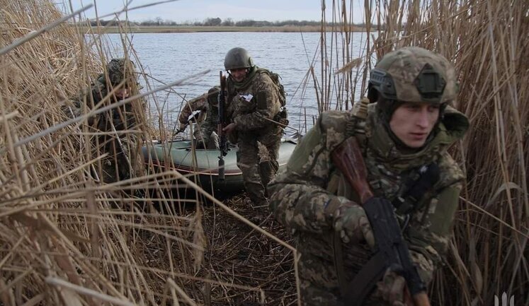 Defense forces hold footholds on left bank of Dnieper. Russians falsely report to leadership about destruction of bridgehead - OC "South"