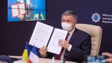 Аваков обсудил с министром экономики Франции Ле Мэром планы по сотрудничеству: Поставки вертолетов, строительство патрульных катеров и приобретение грузовых локомотивов. ФОТО