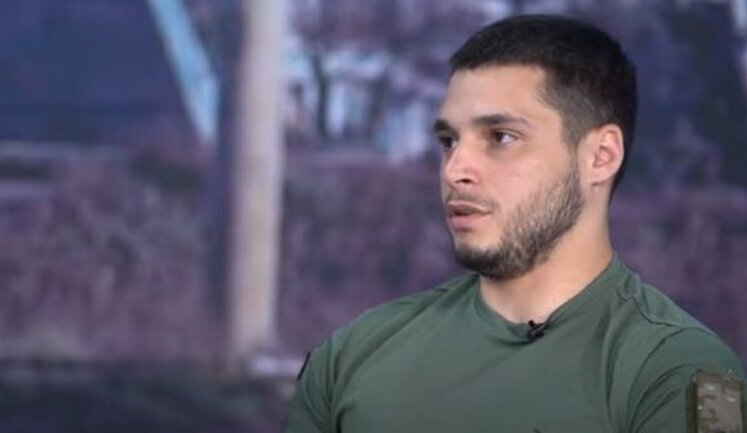 Говорити, що Бахмут захоплений, - зарано. Там ще хлопці стоять, - воїн 24 ОШБ "Айдар" з позивним Осман. ВIДЕО