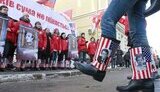 Митинг в Москве: путинские &amp;quot;нашисты&amp;quot; пришли под посольство Украины в резиновых сапогах и с безграмотными плакатами. ФОТОрепортаж.